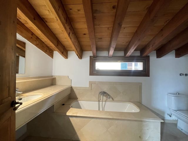 3 soveværelse Lejlighed til leje i La Llotja - Born, Palma de Mallorca - € 2.150 (Ref: 9293976)