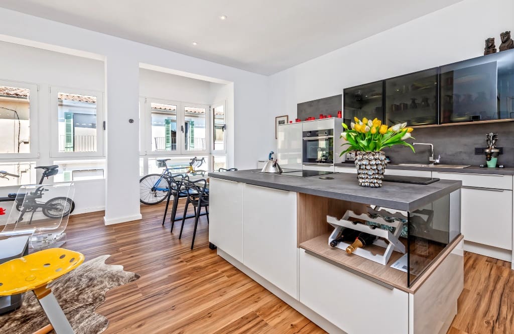 2 bedroom Apartment for rent in Palma de Mallorca - € 2,190 (Ref: 9353832)