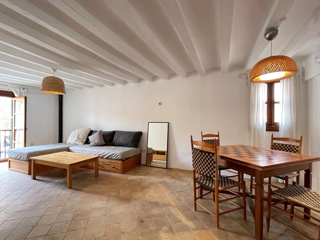 2 slaapkamer Appartement te koop in Palma de Mallorca - € 750.000 (Ref: 9399972)