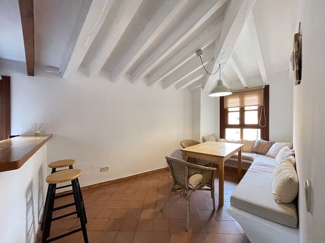 2 quarto Apartamento para venda em La Llotja - Born, Palma de Mallorca - 750 000 € (Ref: 9399972)