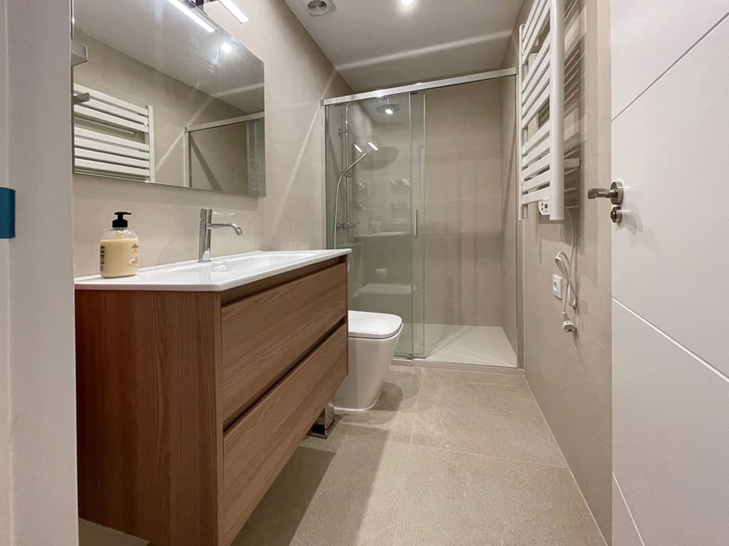 2 bedroom Apartment for rent in Palma de Mallorca - € 1,500 (Ref: 9603023)