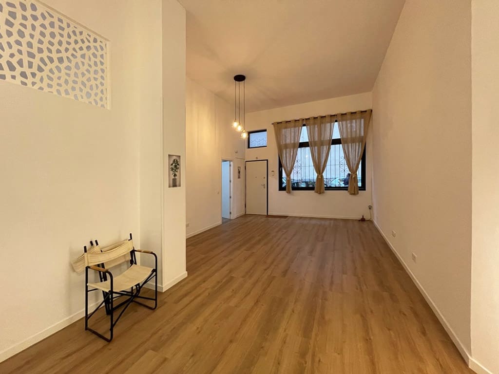 2 bedroom Apartment for rent in Palma de Mallorca - € 1,500 (Ref: 9603023)