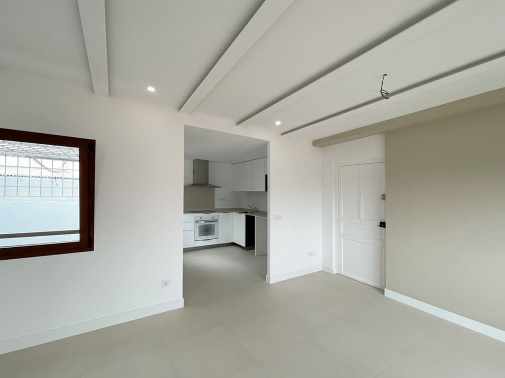 2 soveværelse Lejlighed til leje i Palma de Mallorca - € 1.600 (Ref: 9872518)