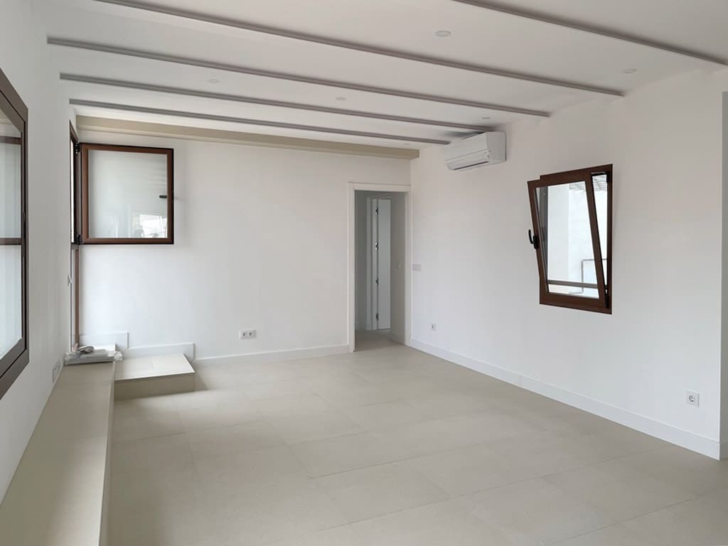 2 soveværelse Lejlighed til leje i Palma de Mallorca - € 1.600 (Ref: 9872518)