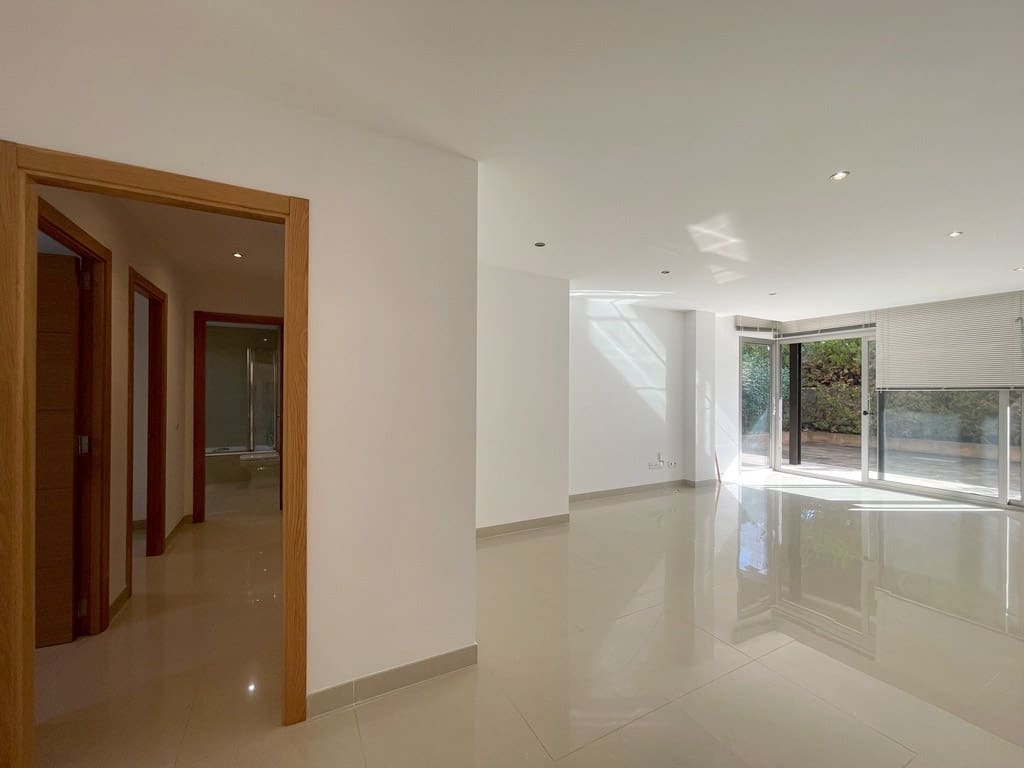 3 soveværelse Lejlighed til leje i San Agustin / Sant Agusti med garage - € 2.300 (Ref: 9911843)