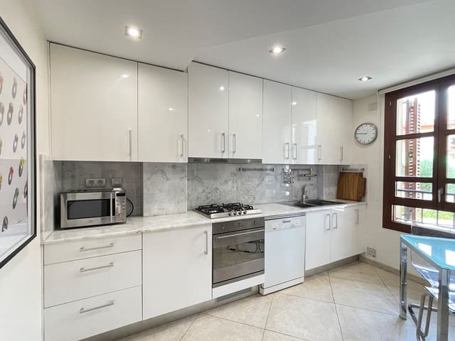 2 sypialnia Apartament do wynajęcia w La Calatrava, Palma de Mallorca z garażem - 3 500 € (Ref: 9911844)