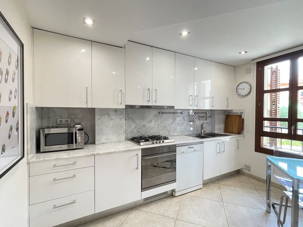 2 Zimmer Apartment zu vermieten in Palma de Mallorca mit Garage - 3.300 € (Ref: 9911844)