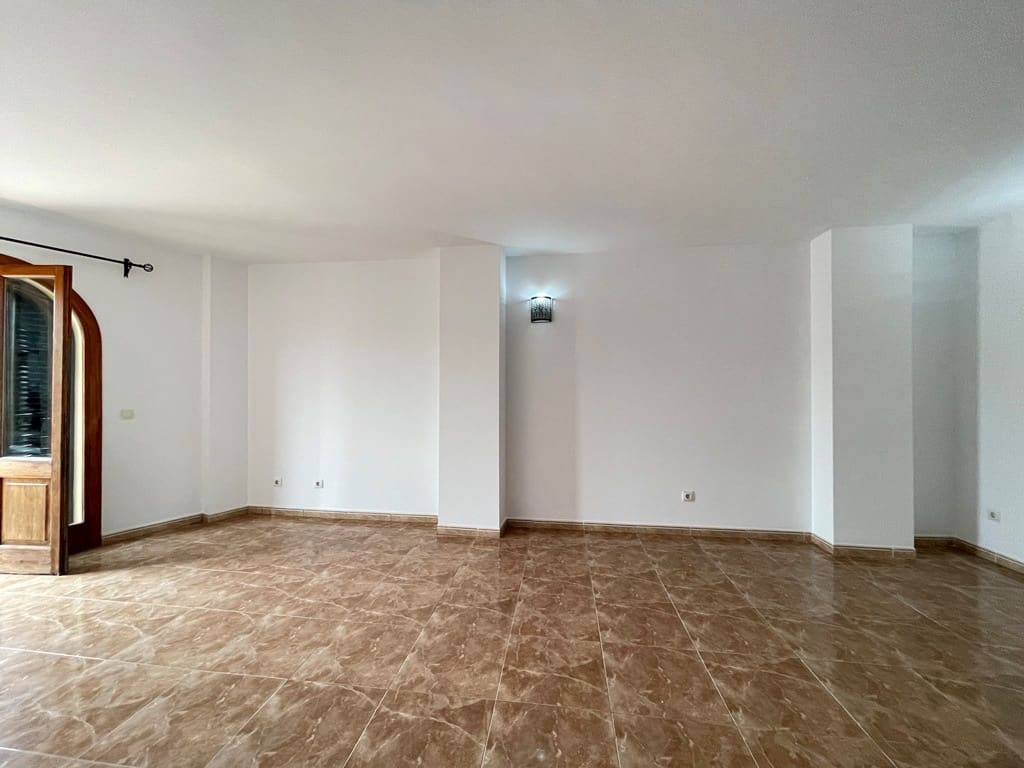 Appartement de 3 chambres à louer à Llucmajor - 1 250 € (Ref: 9973988)