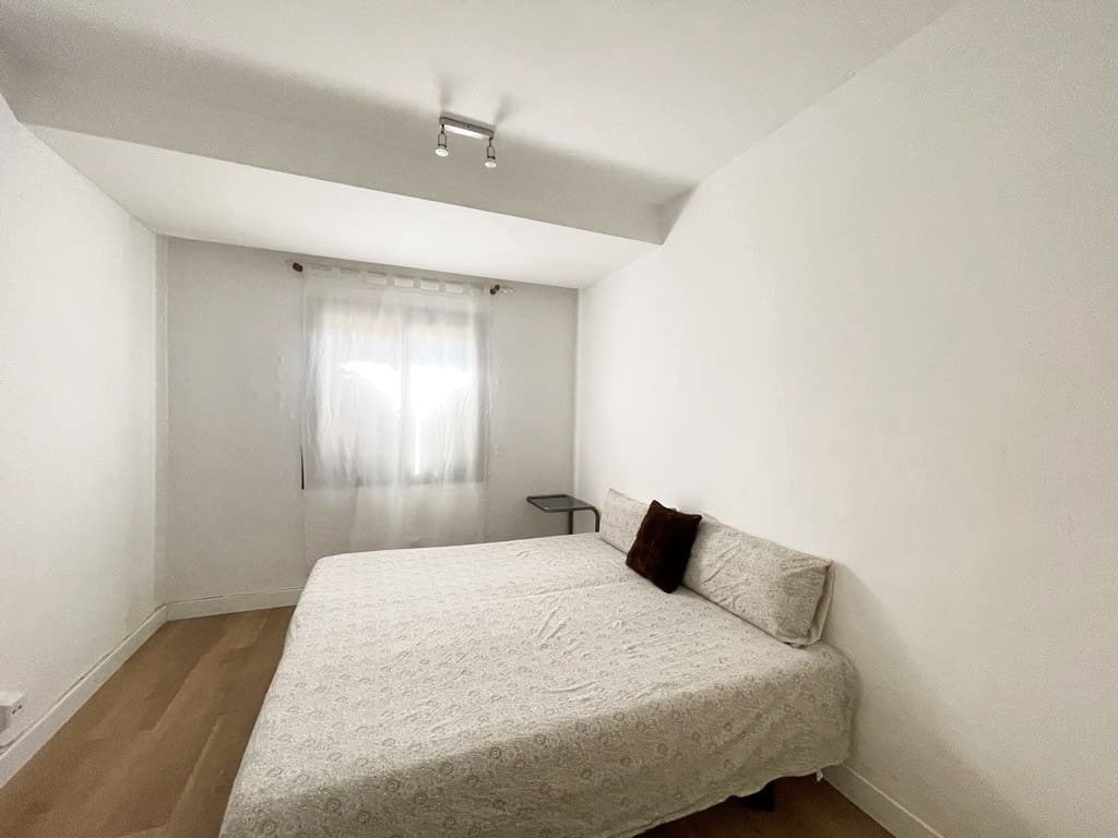 2 quarto Apartamento para arrendar em Palma de Mallorca - 1 250 € (Ref: 9984003)