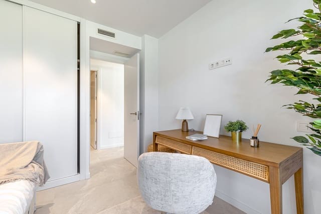 2 sypialnia Apartament na sprzedaż w Palmanova, Calvià z basenem garażem - 727 000 € (Ref: 10046009)