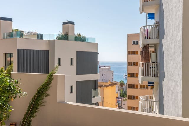 3 sypialnia Apartament na sprzedaż w Cala Mayor, Palma de Mallorca z basenem garażem - 2 250 000 € (Ref: 10046011)
