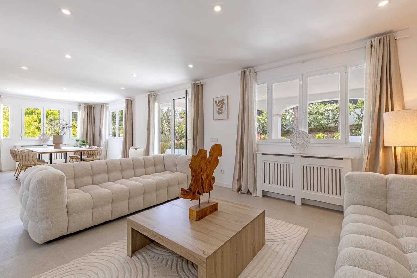4 sypialnia Willa na sprzedaż w Santa Ponsa z basenem garażem - 2 725 000 € (Ref: 10046012)