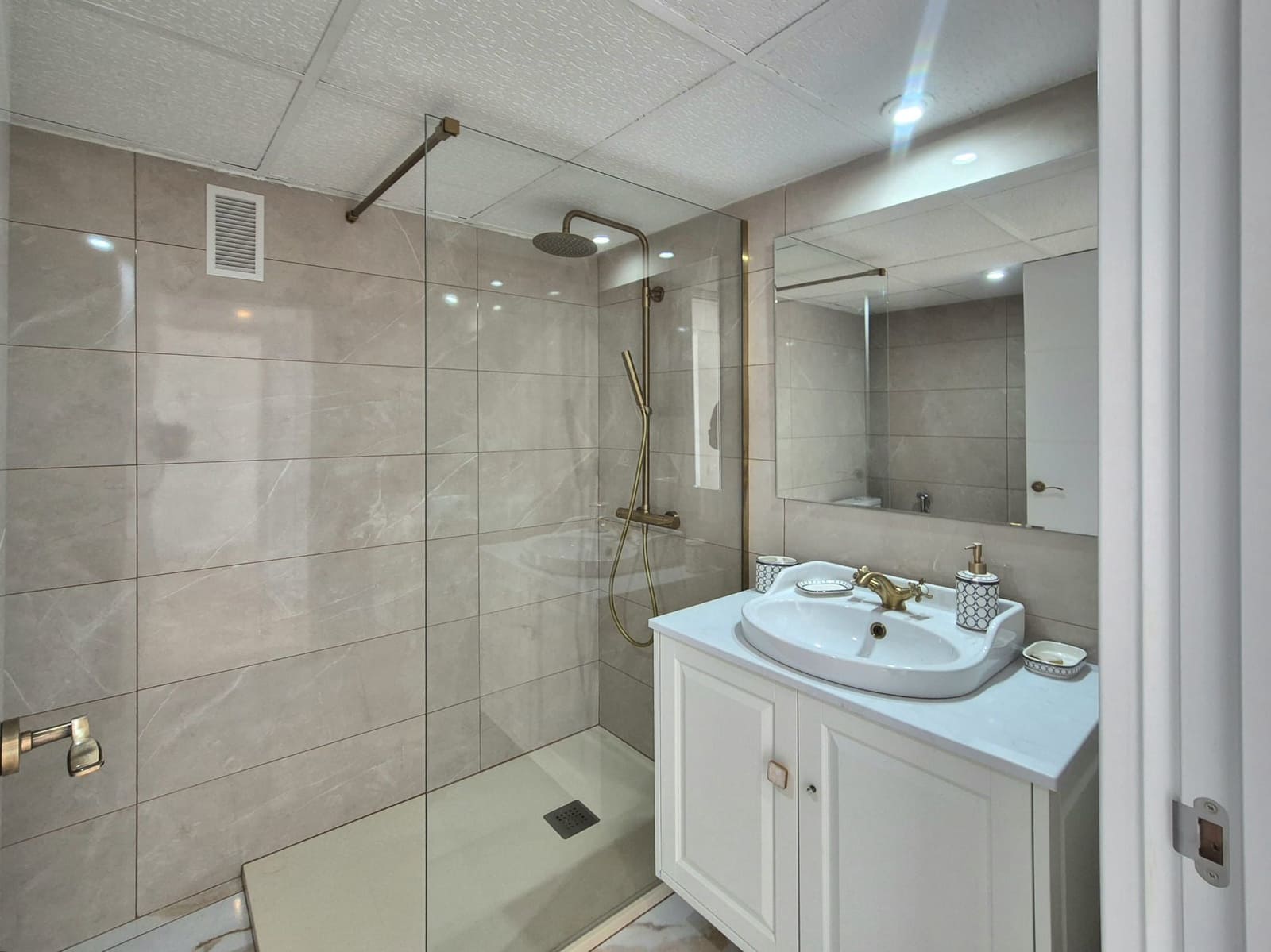 2 sypialnia Apartament na sprzedaż w Palmanova z basenem - 795 000 € (Ref: 10046016)