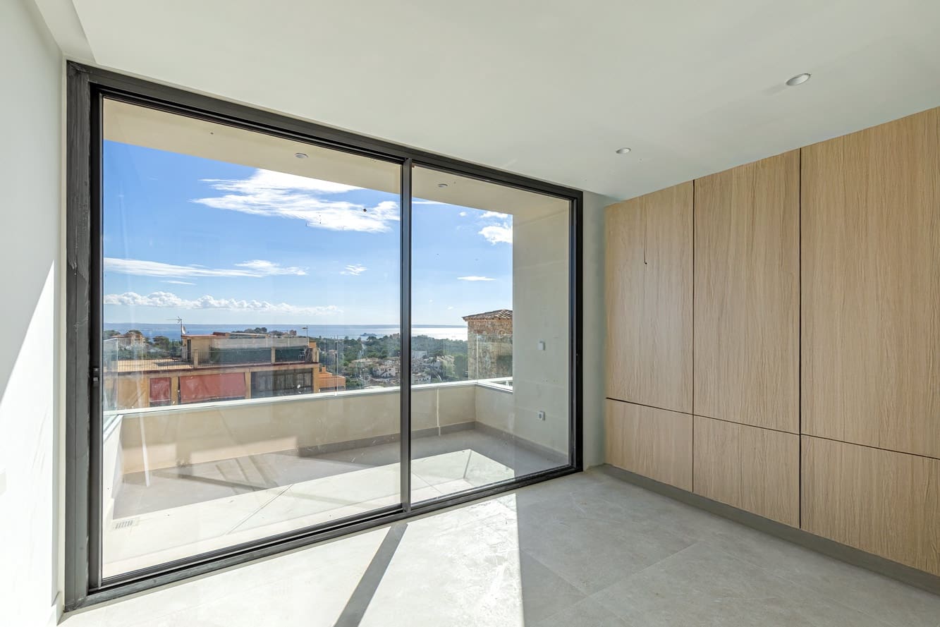 3 sypialnia Willa na sprzedaż w Genova z basenem garażem - 1 150 000 € (Ref: 10046021)