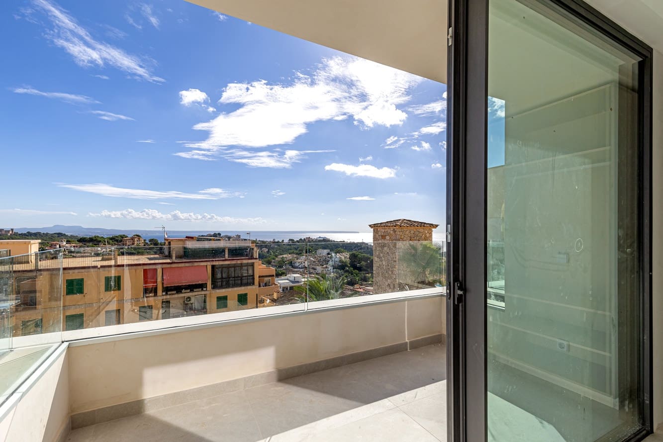 3 sypialnia Willa na sprzedaż w Genova z basenem garażem - 1 150 000 € (Ref: 10046021)