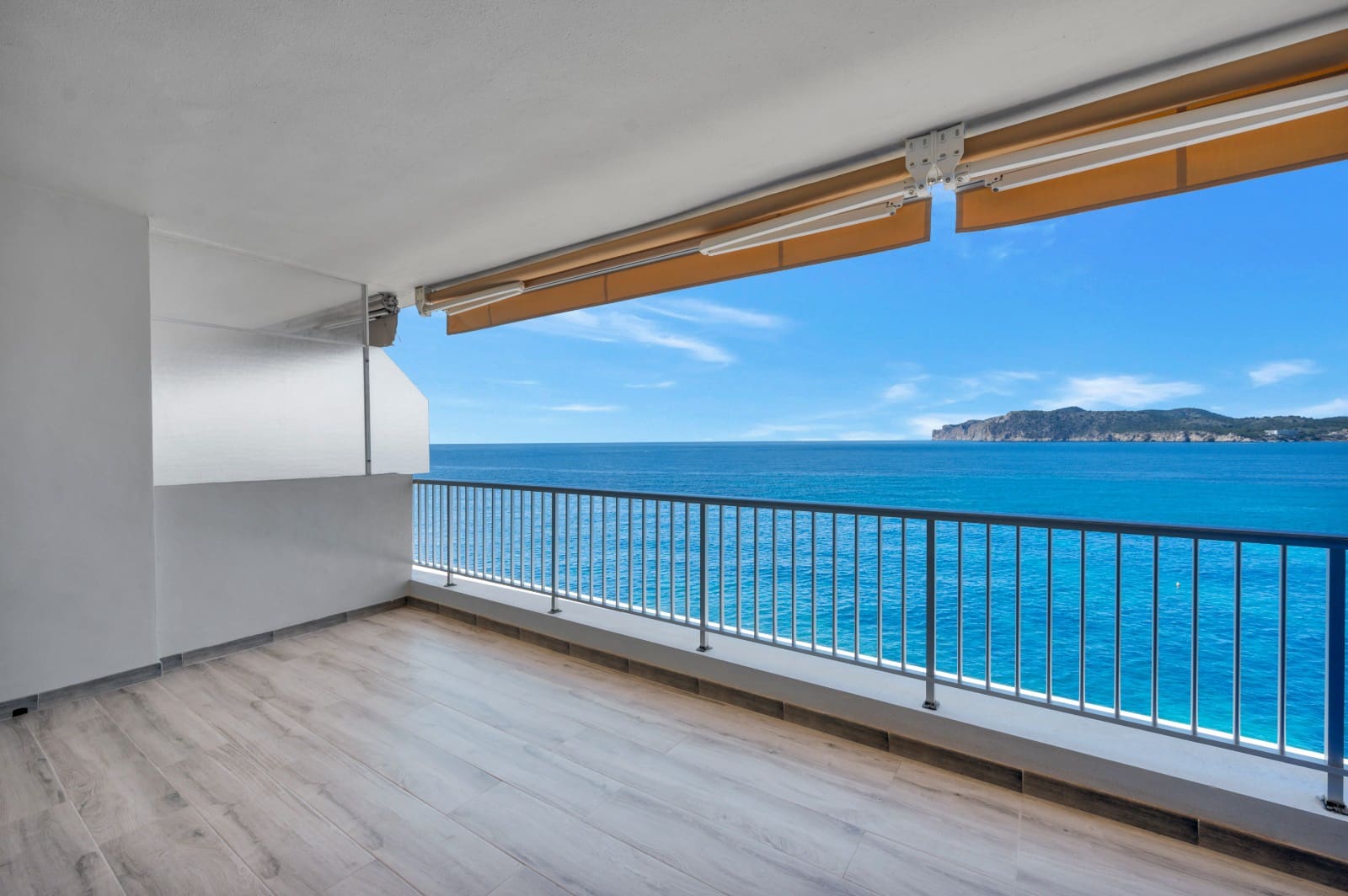 3 bedroom Apartment for sale in Costa de la Calma with pool - € 1,350,000 (Ref: 10046044)