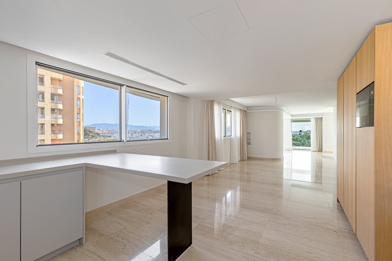 3 bedroom Apartment for sale in Palma de Mallorca with garage - € 3,500,000 (Ref: 10046046)