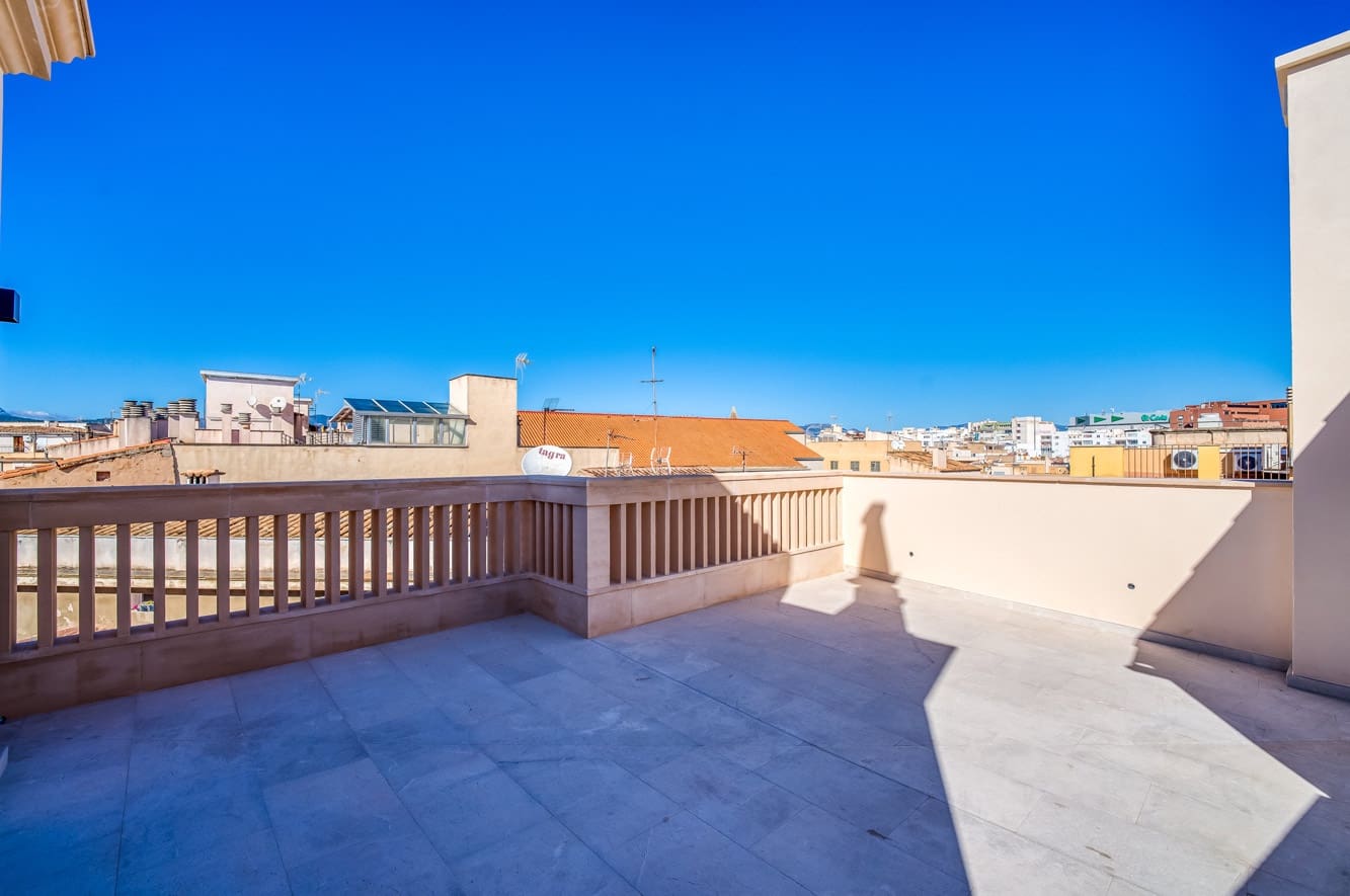 2 slaapkamer Penthouse te koop in Palma de Mallorca met garage - € 2.950.000 (Ref: 10046053)