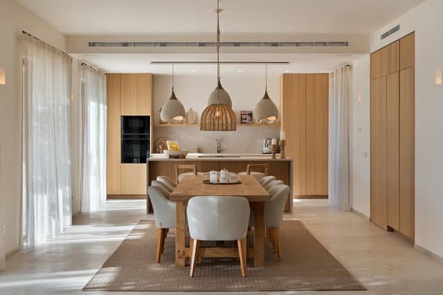4 slaapkamer Finca/Landhuis te koop in Ses Salines met zwembad garage - € 3.900.000 (Ref: 10046055)