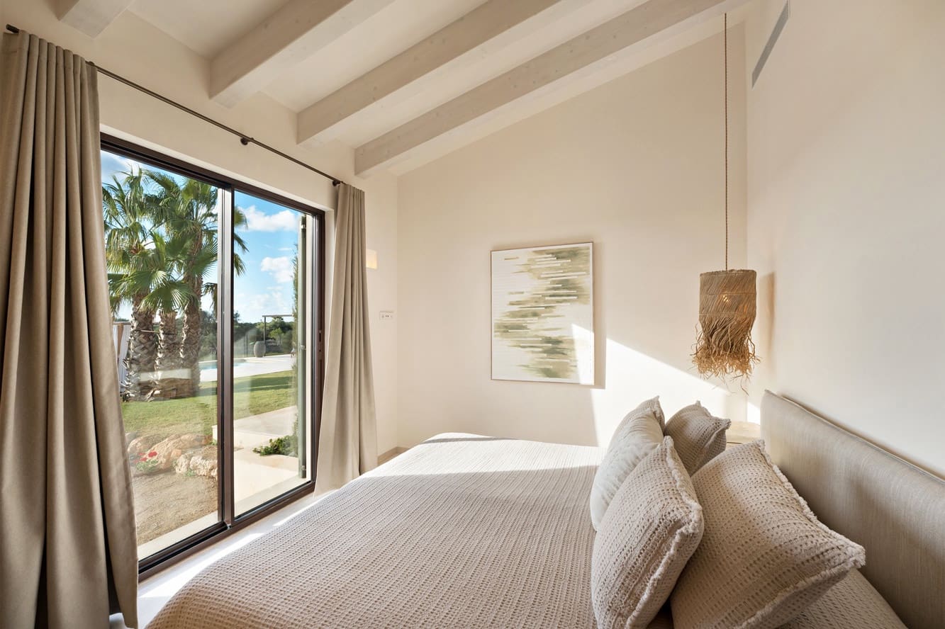 4 slaapkamer Finca/Landhuis te koop in Ses Salines met zwembad garage - € 3.900.000 (Ref: 10046055)