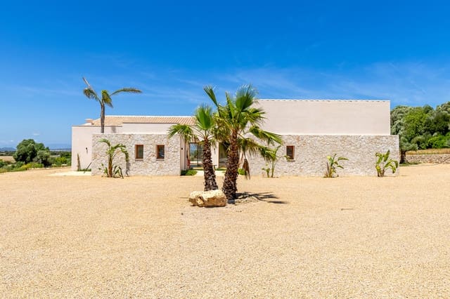 4 soveværelse Finca/Landehus til salg i Son Macia, Manacor med swimmingpool - € 2.290.000 (Ref: 10046057)