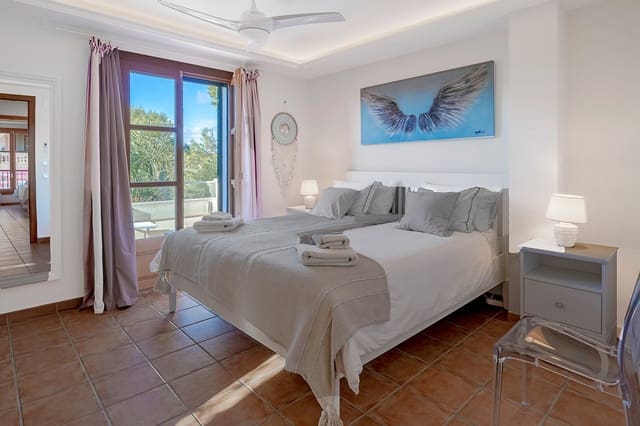 3 slaapkamer Villa te koop in Cala Pi, Llucmajor met zwembad garage - € 1.390.000 (Ref: 10046058)