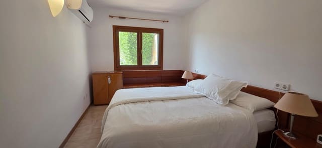 3 sypialnia Apartament na sprzedaż w Santa Ponsa, Calvià z basenem garażem - 650 000 € (Ref: 10046066)