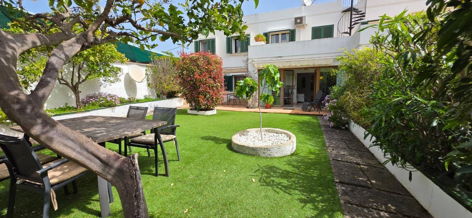 3 sypialnia Apartament na sprzedaż w Santa Ponsa z basenem garażem - 650 000 € (Ref: 10046066)