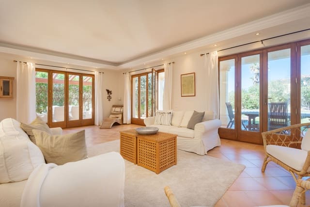 Chalet de 5 habitaciones en Santa Ponsa, Calvià en venta con piscina garaje - 2.790.000 € (Ref: 10046072)