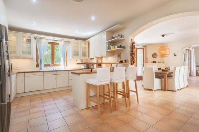 Chalet de 5 habitaciones en Santa Ponsa, Calvià en venta con piscina garaje - 2.790.000 € (Ref: 10046072)