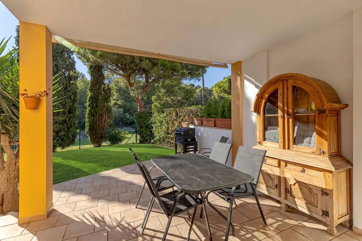 3 makuuhuone Huvila myytävänä paikassa Es Camp De Mar / El Camp De Mar mukana uima-altaan 
autotalli - 699 500 € (Ref: 10091342)