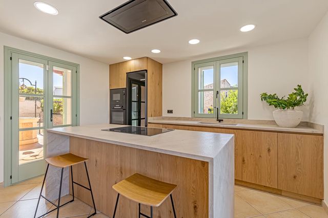 3 Zimmer Villa zu verkaufen in Sineu mit Pool Garage - 1.400.000 € (Ref: 10106463)