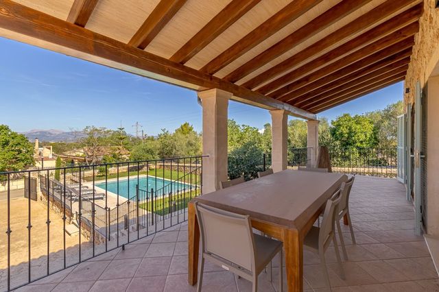 3 Zimmer Villa zu verkaufen in Sineu mit Pool Garage - 1.400.000 € (Ref: 10106463)