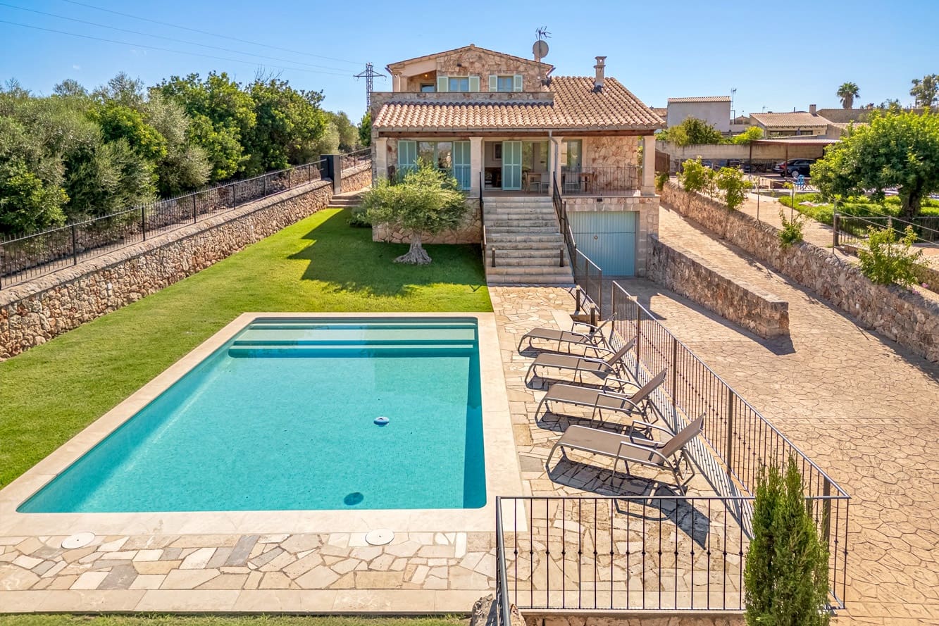 3 Zimmer Villa zu verkaufen in Sineu mit Pool Garage - 1.400.000 € (Ref: 10106463)