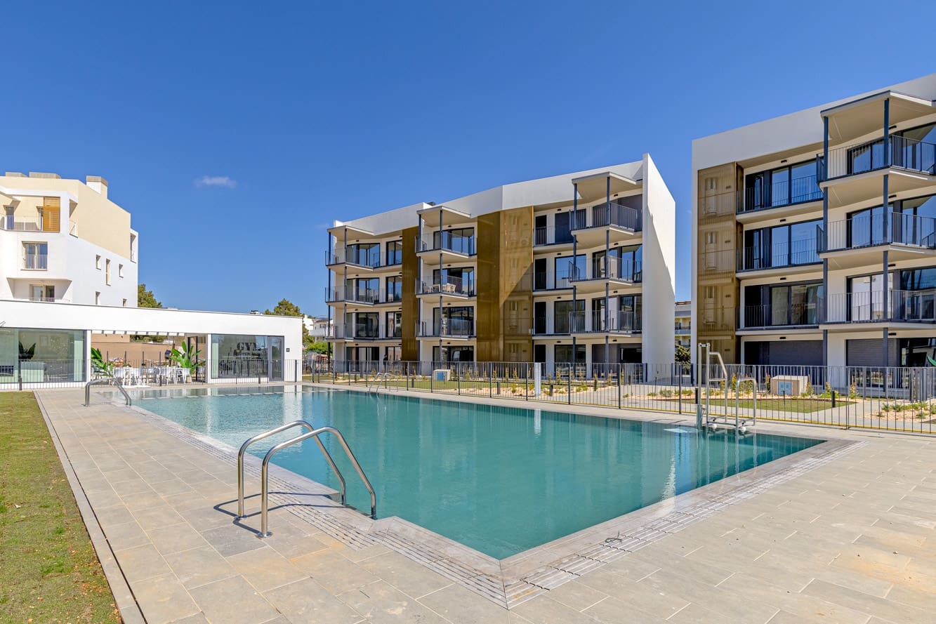 2 sovrum Lägenhet till salu i Palmanova med pool garage - 610 000 € (Ref: 10118106)