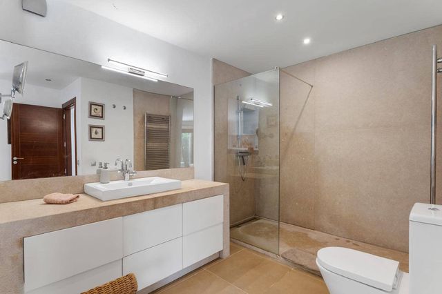 Chalet de 4 habitaciones en El Toro / Port Adriano, Calvià en venta con piscina garaje - 2.650.000 € (Ref: 10120893)