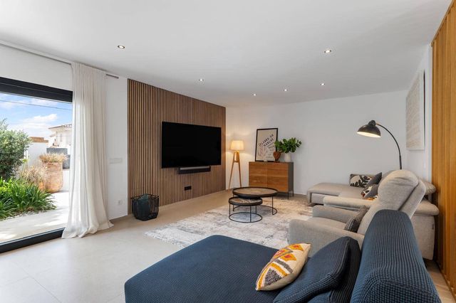 Chalet de 4 habitaciones en El Toro / Port Adriano, Calvià en venta con piscina garaje - 2.650.000 € (Ref: 10120893)