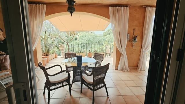 2 chambre Appartement à vendre à Santa Ponsa, Calvià avec piscine garage - 825 000 € (Ref: 10158461)