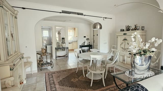 2 chambre Appartement à vendre à Santa Ponsa, Calvià avec piscine garage - 825 000 € (Ref: 10158461)
