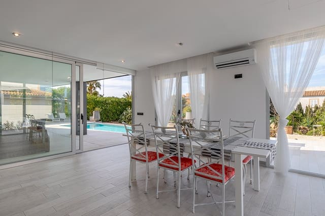 4 slaapkamer Villa te koop in Sa Torre (Llucmajor), Llucmajor met zwembad garage - € 1.700.000 (Ref: 6228602)