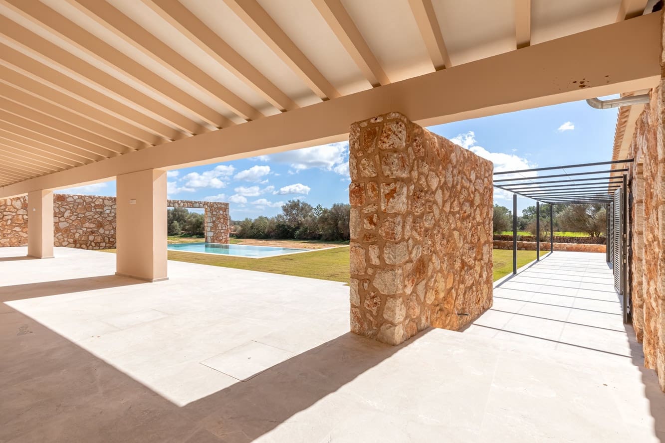 6 soveværelse Finca/Landehus til salg i Campos med swimmingpool garage - € 3.900.000 (Ref: 6655225)