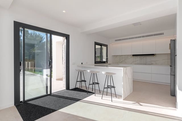 5 Zimmer Villa zu verkaufen in Santa Ponsa, Calvià mit Pool - 4.490.000 € (Ref: 7066887)