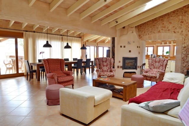 6 soveværelse Finca/Landehus til salg i Calonge, Santanyí med swimmingpool garage - € 1.800.000 (Ref: 7237002)