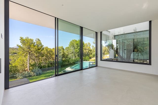 5 soveværelse Villa til salg i Santa Ponsa, Calvià med swimmingpool - € 2.900.000 (Ref: 7372496)