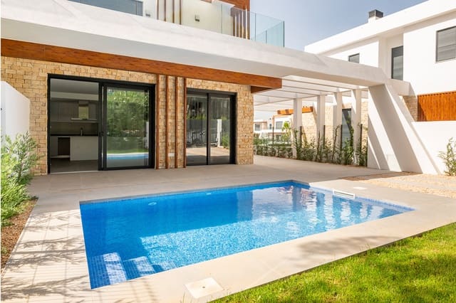 3 soverom Villa til salgs i Cala Ratjada, Capdepera med svømmebasseng - € 1 130 000 (Ref: 7397008)