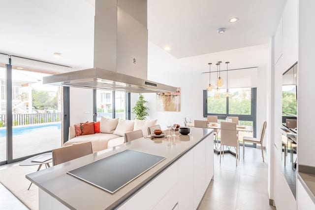 3 soverom Villa til salgs i Cala Ratjada, Capdepera med svømmebasseng - € 1 130 000 (Ref: 7397008)