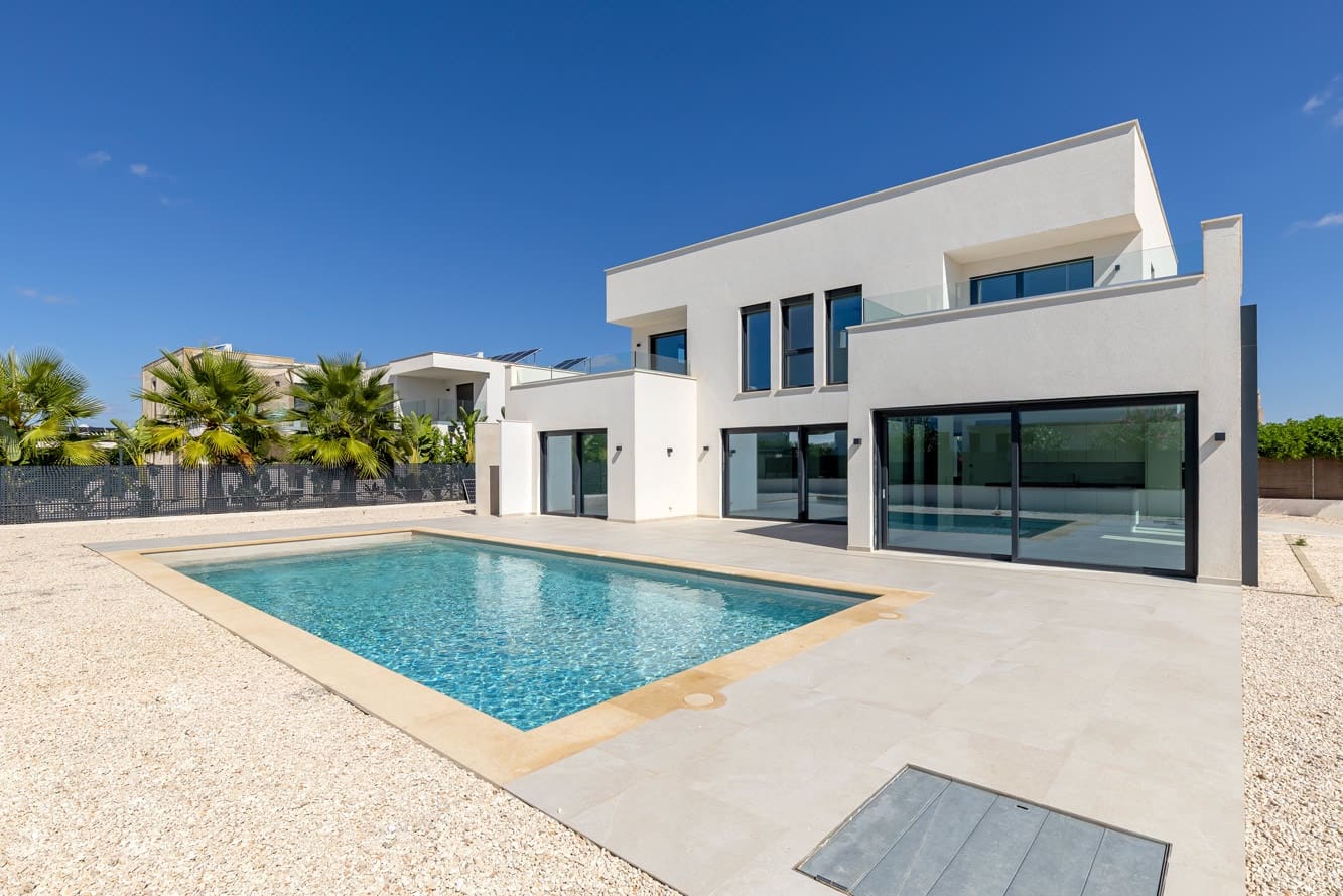 5 soverom Villa til salgs i Sa Rapita / La Rapita med svømmebasseng garasje - € 2 250 000 (Ref: 7442586)