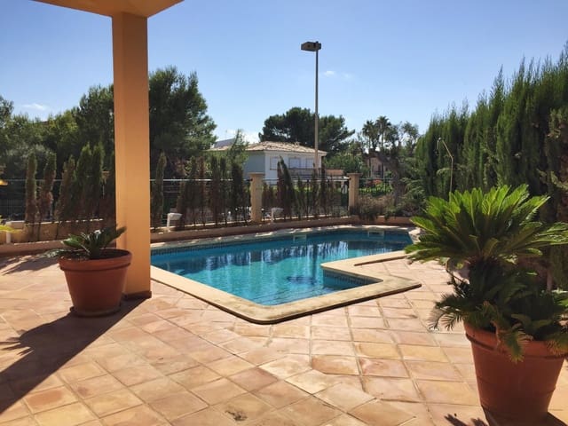 7 sypialnia Willa na sprzedaż w Son Veri Nou, Llucmajor z basenem - 1 250 000 € (Ref: 7486348)