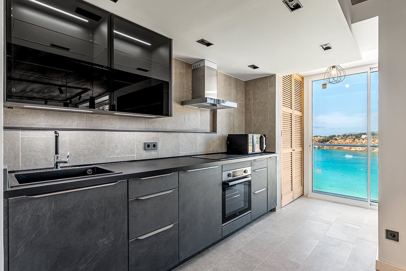 2 soverom Leilighet til salgs i El Toro / Port Adriano - € 1 195 000 (Ref: 7486349)