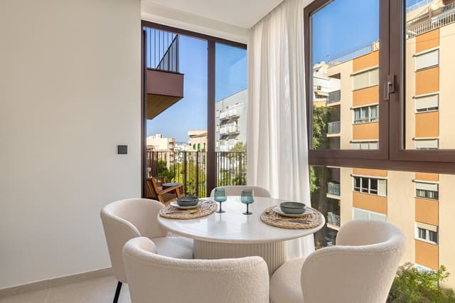 2 Zimmer Apartment zu verkaufen in Palma de Mallorca mit Pool - 989.000 € (Ref: 7677369)